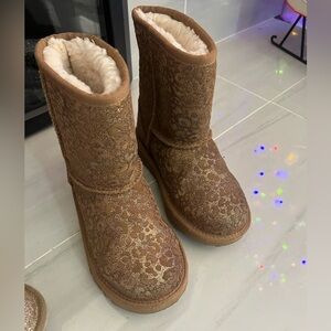 UGG girls size 2 Brown Boots